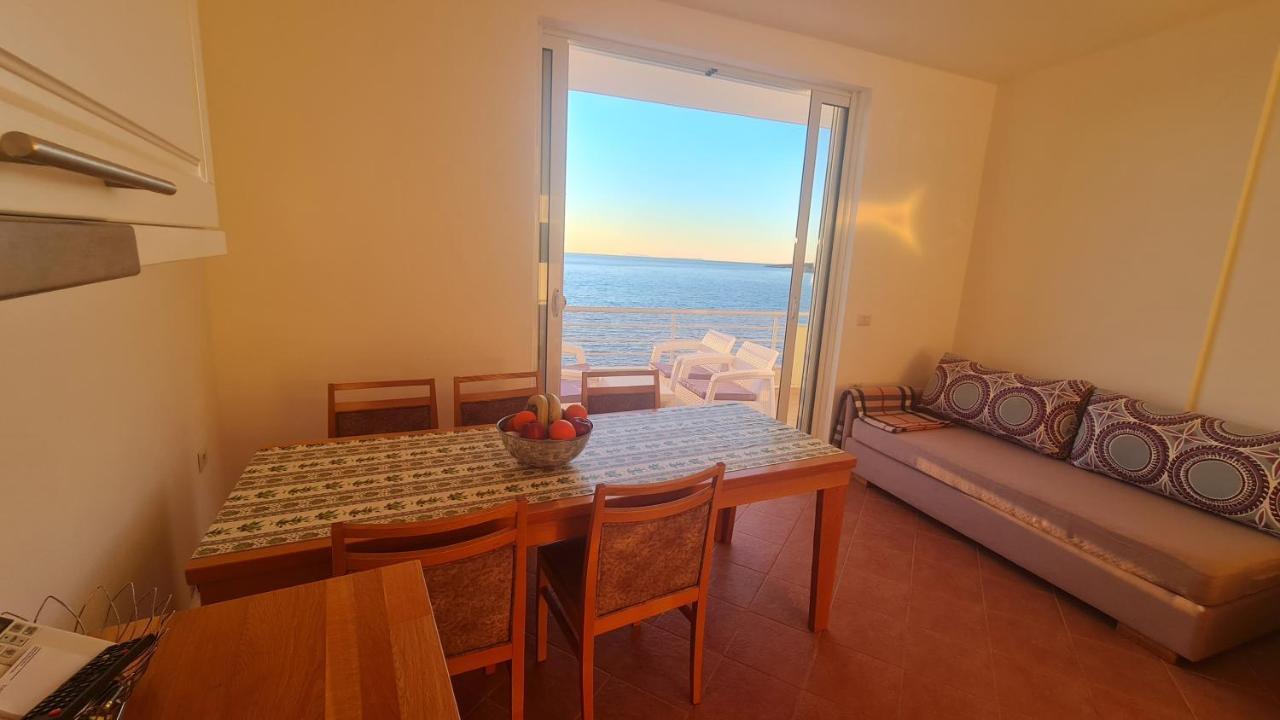 Sarande Barracuda View Apartment Esterno foto