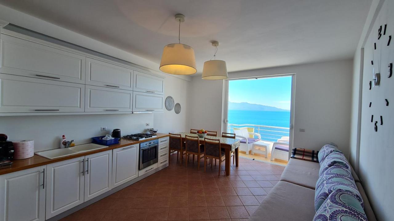 Sarande Barracuda View Apartment Esterno foto