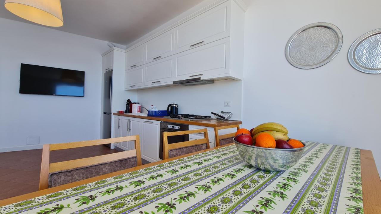 Sarande Barracuda View Apartment Esterno foto