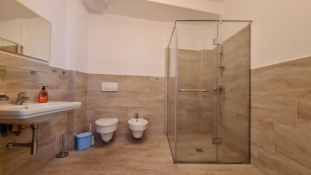 Sarande Barracuda View Apartment Esterno foto