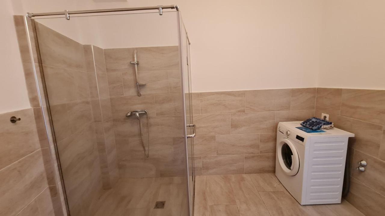 Sarande Barracuda View Apartment Esterno foto